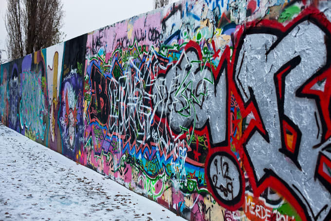 Nghệ Thuật Graffiti Trên Bức Tường Berlin 