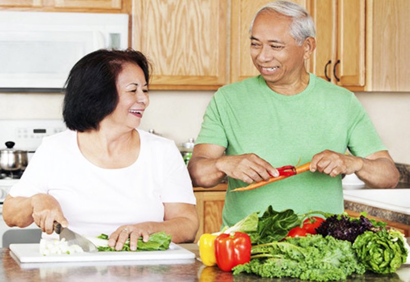Chế độ ăn uống tăng sức đề kháng cho người cao tuổi
